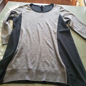 Lane Bryant black&grey colorblock sweater sz 14/16